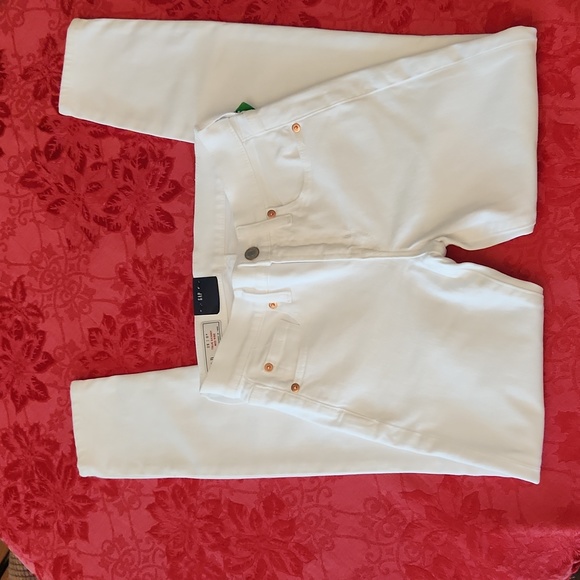 NWT GAP True Skinny Mid Rise Jeans - Picture 3 of 10